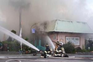 64213_10201374068086760_1863978175_n